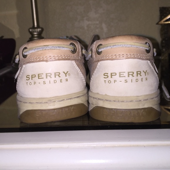 Sperry with floral cutouts - Picture 2 of 2