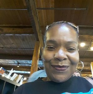 Meet your Posher, Felicia