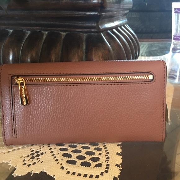 Michael kors dusty rose wallet - Picture 3 of 4