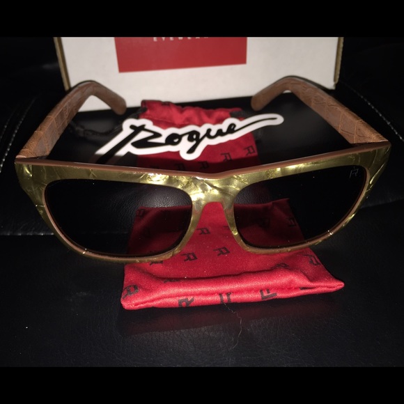NWT - Rogue Sunglasses (Wayfarer Style) Unisex - Picture 2 of 4