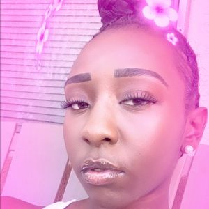 Meet your Posher, Ricsheena