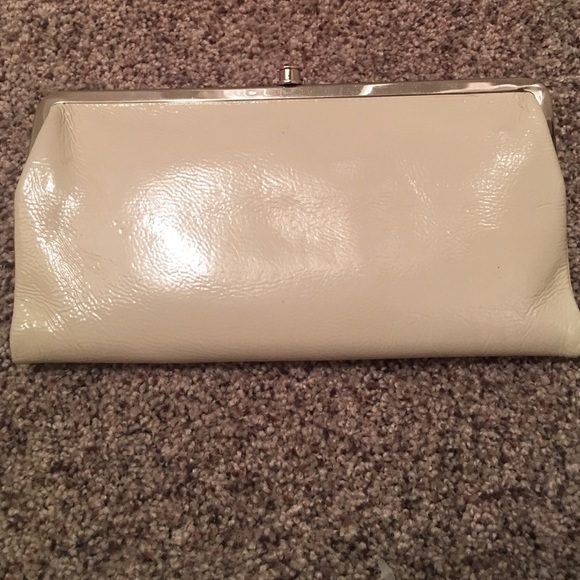 HOBO international Lauren clutch wallet