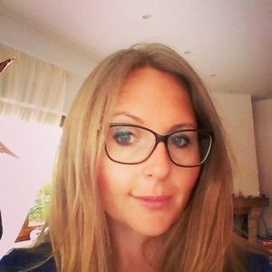 Meet your Posher, Erzsébet