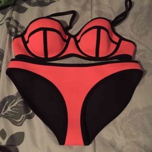 Triangl Bikini