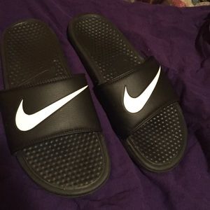 Nike slides