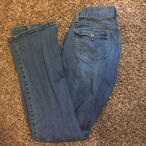 Levi jeans