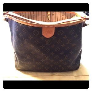 Louis Vuitton MM Delightful Hobo