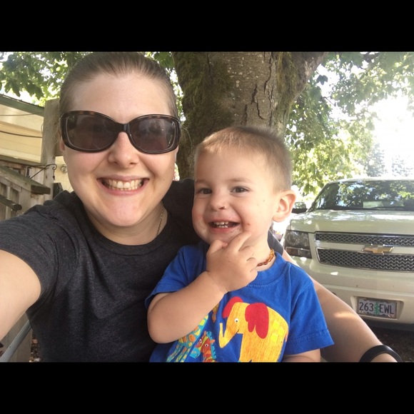 Meet your Posher, Tara