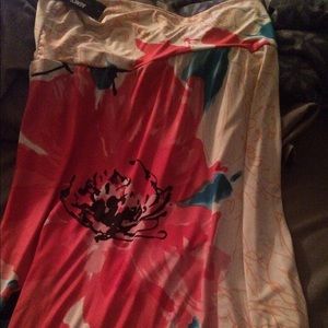 Agnes & Dora Hibiscus maxi M NWT