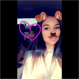 Meet your Posher, Naomi