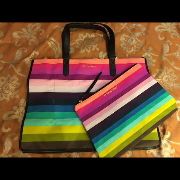 Brand new in bag VS beach bag and matching bag