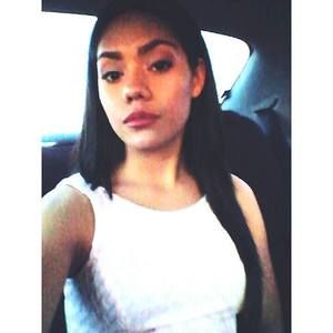 Meet your Posher, Perla