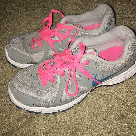 ⭐️FLASH SALE⭐️ NIKE RUNNING SHOES