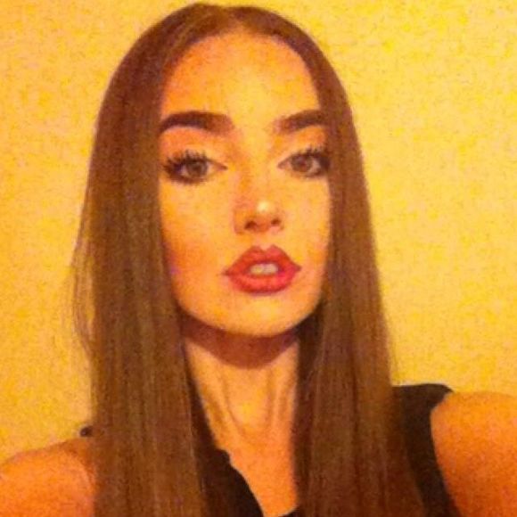 Meet your Posher, Zella - Picture 1 of 1