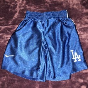 2T Dodgers shorts