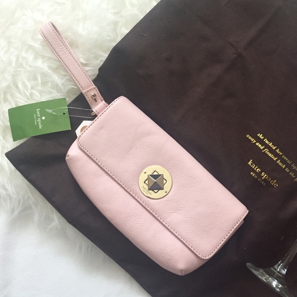 Kate Spade Big Wristlet Pink Leather - Picture 1 of 1