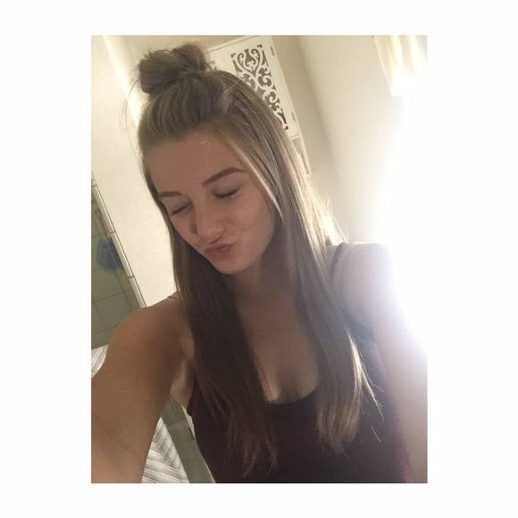 Meet your Posher, Sydnee