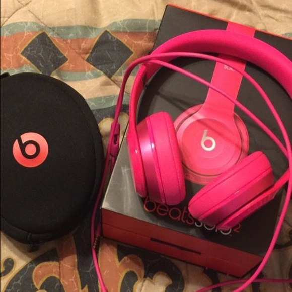 Pink solo beats headphones