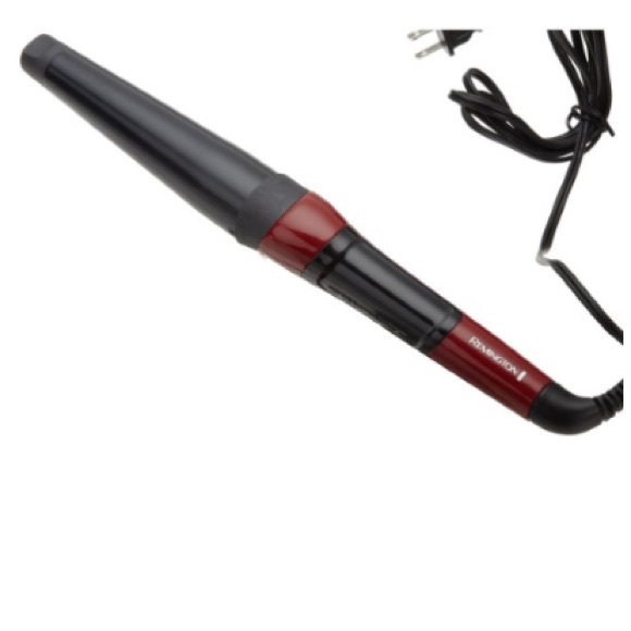 1 1/2 inch Remington curling wand.
