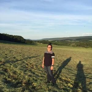 Meet your Posher, Danielle