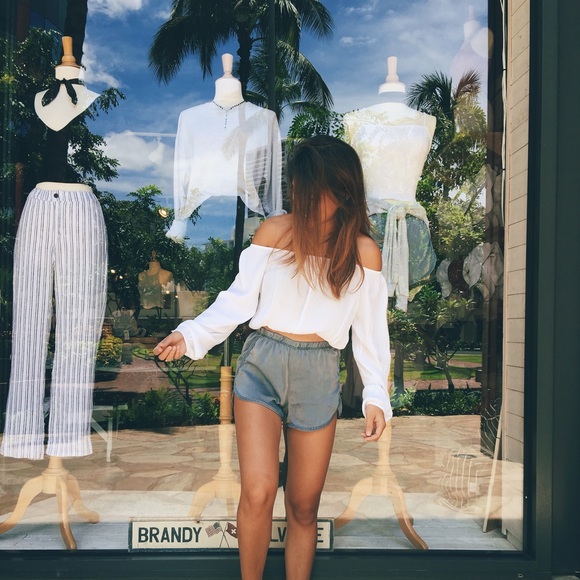 Brandy Melville Tops - Brandy Melville Off The Shoulder Top