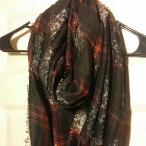 Skull infinity scarf