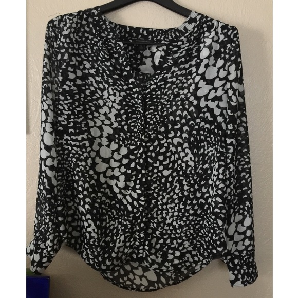 Banana Republic Tops - Banana Republic, printed blouse