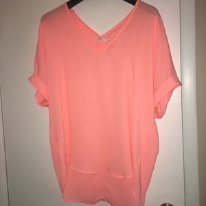 Lush Coral High Low Top