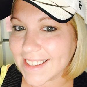 Meet your Posher, Jenn