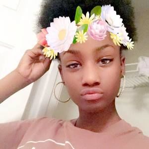 Meet your Posher, Qya'taisha