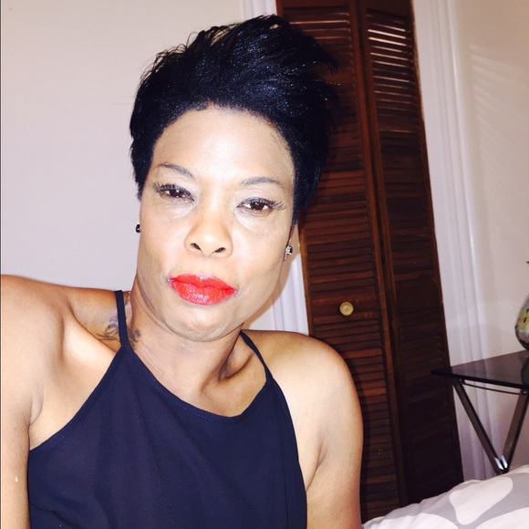 Meet your Posher, Althea