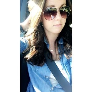 Meet your Posher, Katie