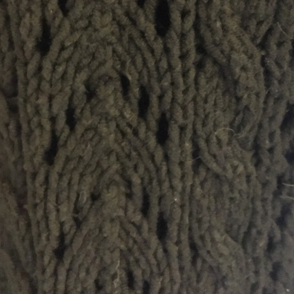 Urchin sweater with belt - Picture 3 of 3