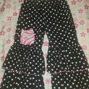 Ann loren ruffle pants