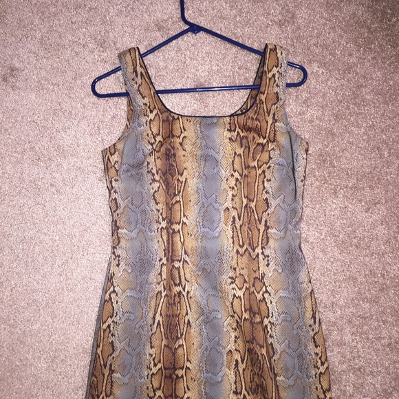 Dress! - Picture 2 of 2
