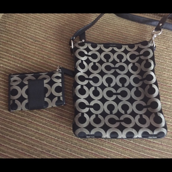 SOLD-Authentic Coach Crossbody Bag and Wallet. - Picture 2 of 3