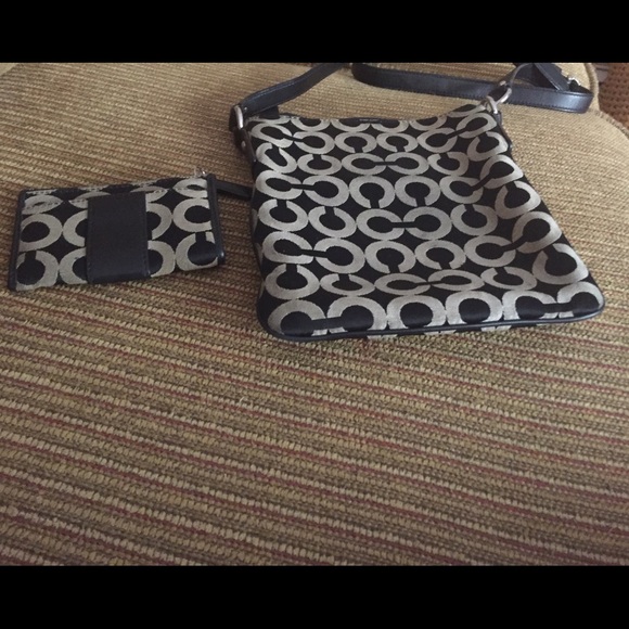 SOLD-Authentic Coach Crossbody Bag and Wallet. - Picture 3 of 3