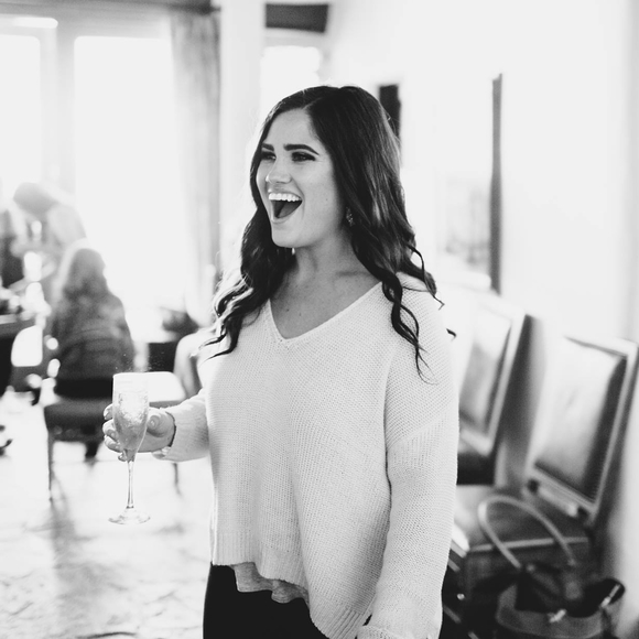 Meet your Posher, Ashlyn - Picture 1 of 1