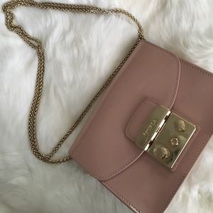 FURLA. LTD EDITION METROPOLIS