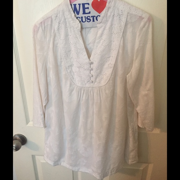 Beautiful white summer cotton blouse. Sz Med