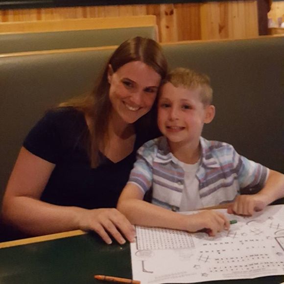 Meet your Posher, Rebecca