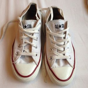 lowtop white converse