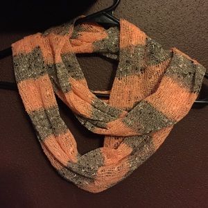 Infinity scarf