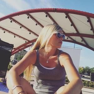 Meet your Posher, Heidi