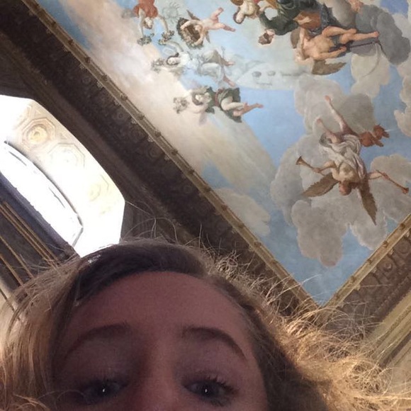 Meet your Posher, Jenny - Picture 1 of 1