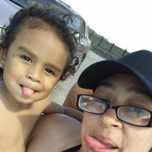 Meet your Posher, Glendita