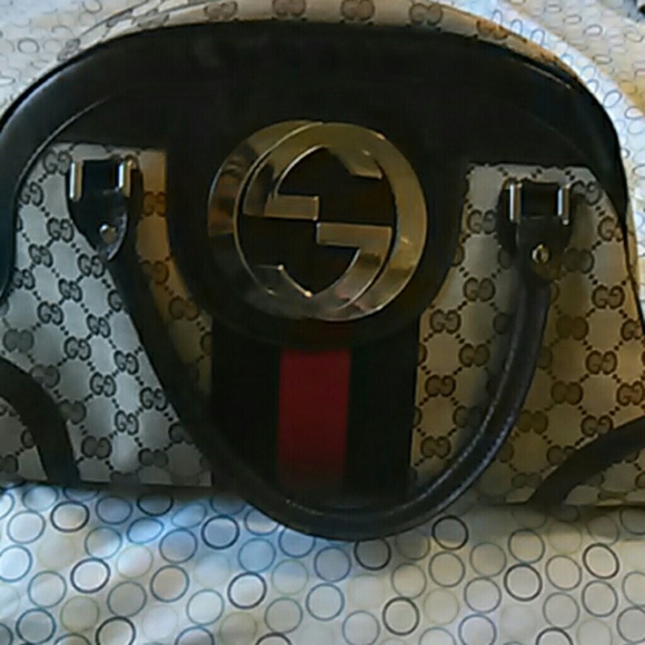 Gucci purse