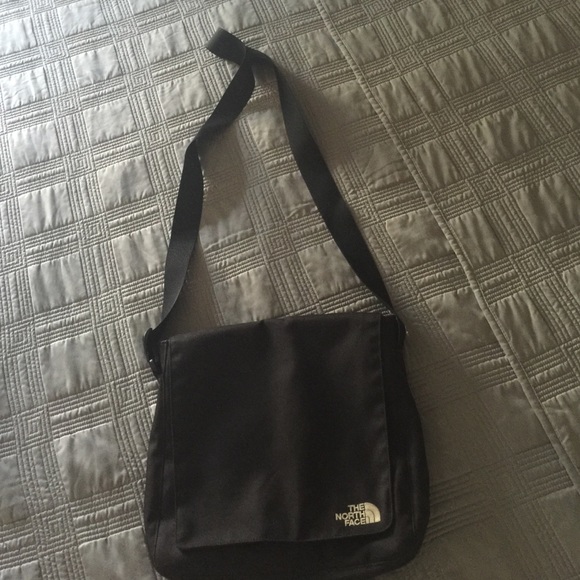 The North Face Crossover bag