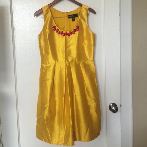 Women's dress size 10