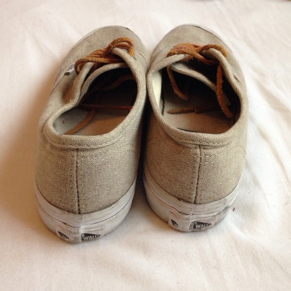 Vans - Picture 4 of 4